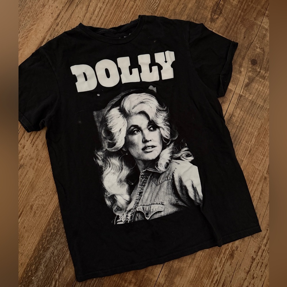 Black Graphic T-Shirt with Dolly Print